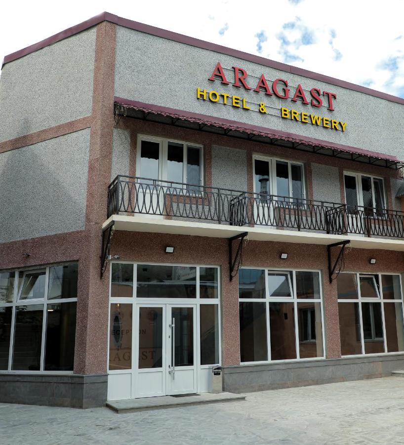Aragast Hotel & Brewery Sevan Extérieur photo